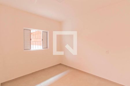 Quarto de casa para alugar com 1 quarto, 50m² em Jardim Eliane, São Paulo