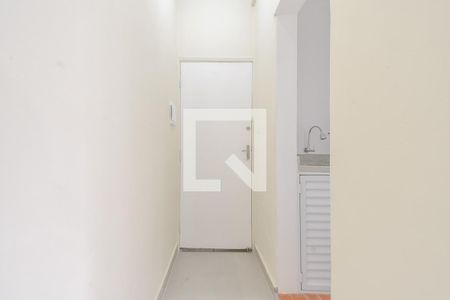 Corredor de entrada de kitnet/studio para alugar com 1 quarto, 20m² em Bela Vista, São Paulo