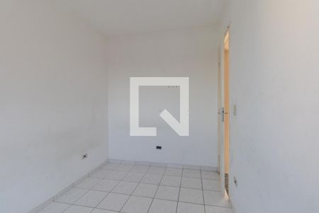 Quarto 1 de apartamento para alugar com 2 quartos, 48m² em Alto Boqueirão, Curitiba