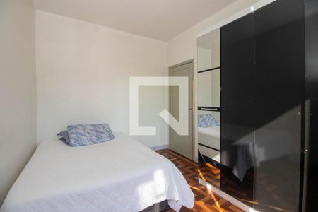 Quarto 1 de apartamento à venda com 2 quartos, 60m² em São Geraldo, Porto Alegre