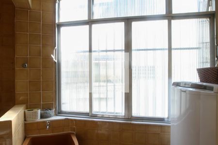 Apartamento à venda com 60m², 2 quartos e 1 vaga Apartamento à venda com 60m², 2 quartos e 1 vagaÁrea de Serviço