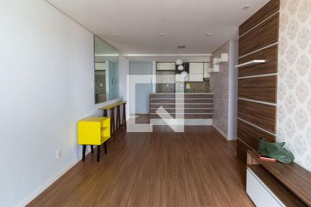 Sala de apartamento para alugar com 3 quartos, 84m² em Vila Canero, São Paulo