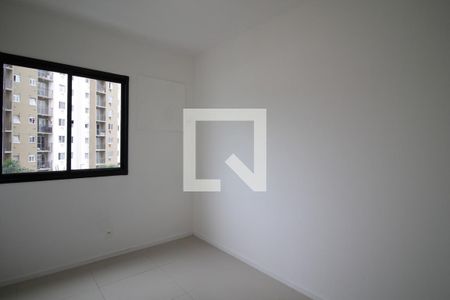 Quarto 1 de apartamento para alugar com 2 quartos, 60m² em Del Castilho, Rio de Janeiro