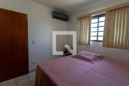 Quarto 1 de apartamento para alugar com 2 quartos, 60m² em Setor dos Afonsos, Goiânia