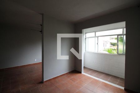 Sala de apartamento para alugar com 2 quartos, 61m² em Inhauma, Rio de Janeiro
