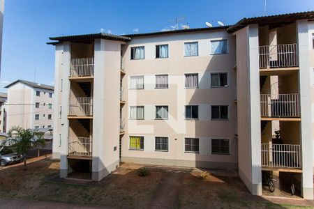 Vista do Quarto 1 de apartamento para alugar com 2 quartos, 47m² em Jardim Europa, Uberlândia