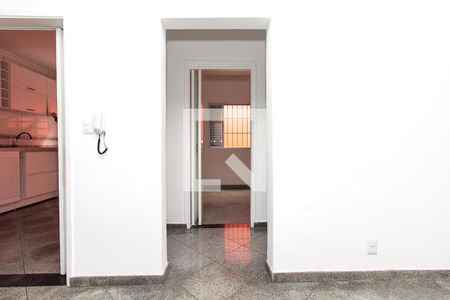 Corredor de casa para alugar com 2 quartos, 250m² em Vila Leopoldina, São Paulo