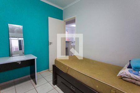 Quarto 1 de apartamento para alugar com 2 quartos, 55m² em Shopping Park, Uberlândia