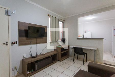 Sala de apartamento para alugar com 2 quartos, 55m² em Shopping Park, Uberlândia