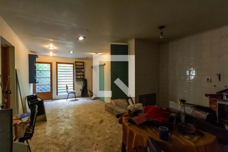 Casa para alugar com 250m², 4 quartos e 4 vagas Casa para alugar com 250m², 4 quartos e 4 vagasSalão Social