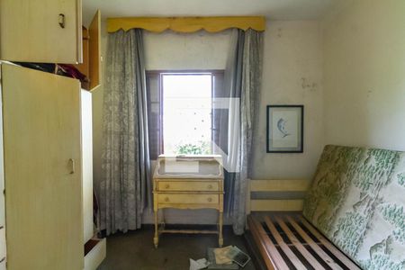 Casa para alugar com 250m², 4 quartos e 4 vagas Casa para alugar com 250m², 4 quartos e 4 vagasQuarto 1