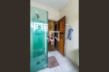 Casa para alugar com 250m², 4 quartos e 4 vagas Casa para alugar com 250m², 4 quartos e 4 vagasBanheiro da Suíte 1