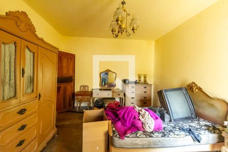 Casa para alugar com 250m², 4 quartos e 4 vagas Casa para alugar com 250m², 4 quartos e 4 vagasSuíte 1