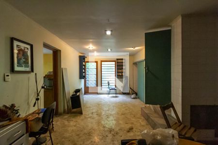 Casa para alugar com 250m², 4 quartos e 4 vagas Casa para alugar com 250m², 4 quartos e 4 vagasSalão Social