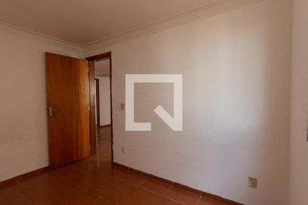 Quarto 1 de apartamento para alugar com 3 quartos, 52m² em Itaquera, São Paulo