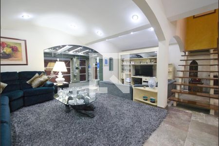Casa à venda com 300m², 3 quartos e 5 vagasSala