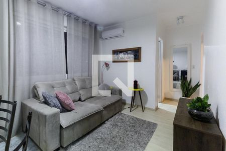 Sala de apartamento para alugar com 1 quarto, 42m² em Petrópolis, Porto Alegre