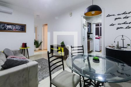 Sala de apartamento para alugar com 1 quarto, 42m² em Petrópolis, Porto Alegre