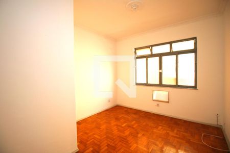 Sala de apartamento para alugar com 2 quartos, 72m² em Vila da Penha, Rio de Janeiro