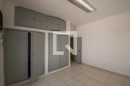 Casa para alugar com 290m², 3 quartos e 2 vagas Casa para alugar com 290m², 3 quartos e 2 vagasQuarto 2