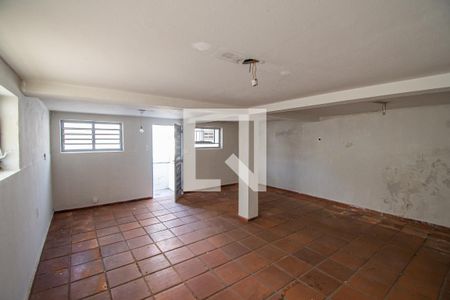 Casa para alugar com 290m², 3 quartos e 2 vagas Casa para alugar com 290m², 3 quartos e 2 vagasSalao de Festa