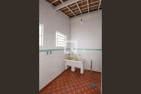 Casa para alugar com 290m², 3 quartos e 2 vagas Casa para alugar com 290m², 3 quartos e 2 vagasÁrea de Serviço