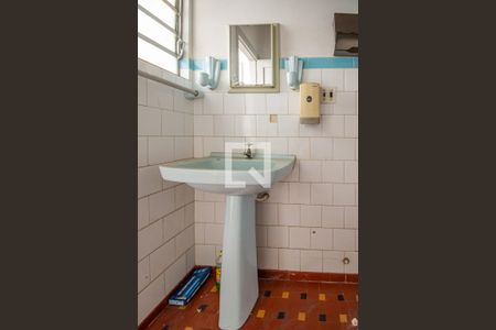 Casa para alugar com 290m², 3 quartos e 2 vagas Casa para alugar com 290m², 3 quartos e 2 vagasBanheiro de Serviço