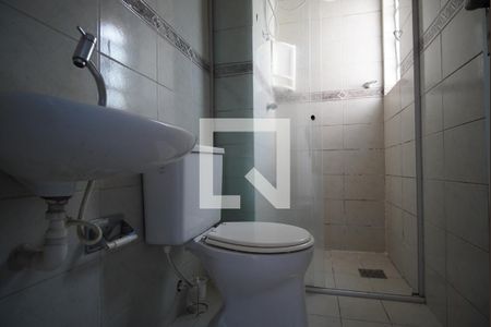 Banheiro  de apartamento à venda com 1 quarto, 38m² em Jardim Itu, Porto Alegre