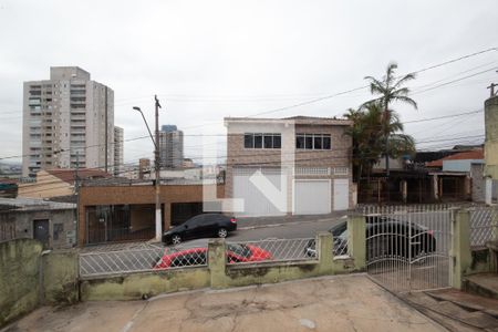 Vista do Quarto de casa para alugar com 1 quarto, 94m² em Km 18, Osasco