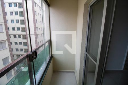 varanda de apartamento à venda com 2 quartos, 54m² em Jardim Santa Teresinha, São Paulo