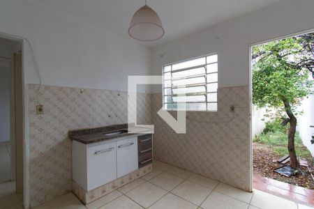 Cozinha de casa para alugar com 1 quarto, 40m² em Jardim Simus, Sorocaba