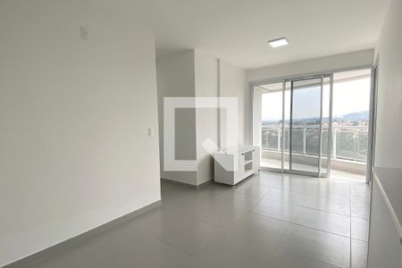 Sala de apartamento para alugar com 2 quartos, 69m² em Empresarial 18 do Forte, Barueri