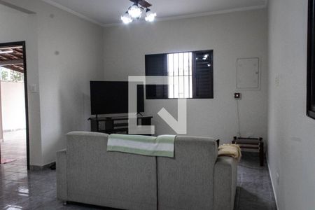 Sala de casa de condomínio para alugar com 5 quartos, 250m² em Jardim Virginia, Guarujá
