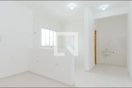 Sala de apartamento para alugar com 1 quarto, 40m² em Jardim Irene, Guarulhos