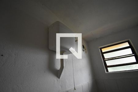 Banheiro de casa para alugar com 1 quarto, 40m² em Jardim Marília, São Paulo