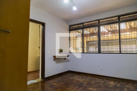 Sala de casa à venda com 3 quartos, 139m² em Conjunto Residencial Jardim Canaã, São Paulo