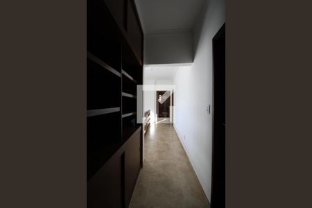 Corredor de casa para alugar com 3 quartos, 319m² em Jardim das Paineiras, Campinas