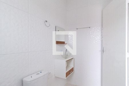 Banheiro de casa para alugar com 1 quarto, 35m² em Vila Menk, Osasco