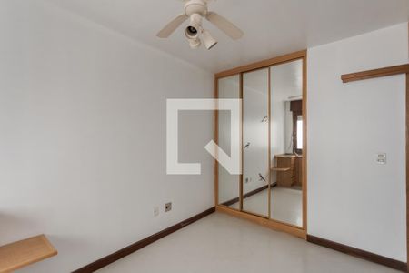 Suíte de apartamento à venda com 2 quartos, 80m² em Jardim Itu, Porto Alegre