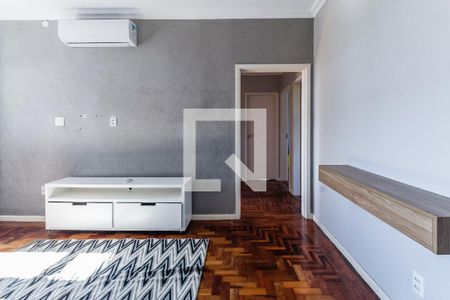 Sala de apartamento à venda com 3 quartos, 92m² em São Geraldo, Porto Alegre