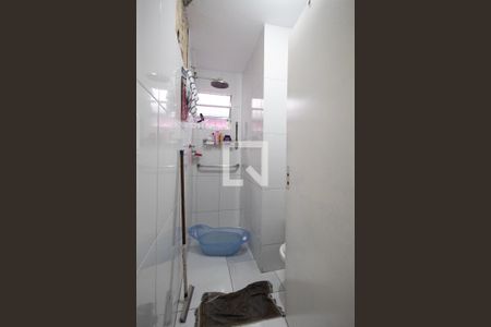 Casa para alugar com 80m², 2 quartos e 2 vagas Casa para alugar com 80m², 2 quartos e 2 vagasBanheiro