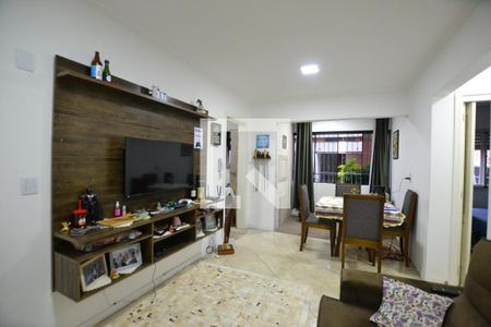 Sala de apartamento à venda com 2 quartos, 57m² em Vila Nova, Porto Alegre