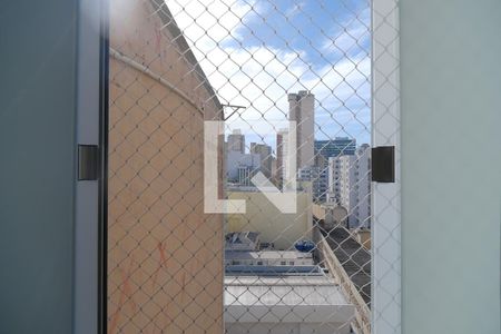 Vista de apartamento para alugar com 3 quartos, 74m² em Centro, Curitiba