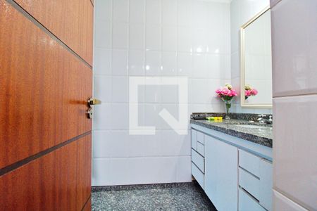 Apartamento para alugar com 524m², 3 quartos e 3 vagas Apartamento para alugar com 524m², 3 quartos e 3 vagasBanheiro da Suíte 1