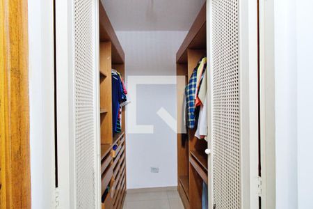 Apartamento para alugar com 524m², 3 quartos e 3 vagas Apartamento para alugar com 524m², 3 quartos e 3 vagasCloset da Suíte 1