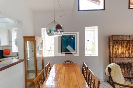 Salas de casa de condomínio à venda com 3 quartos, 340m² em Colinas do Ermitage (sousas), Campinas