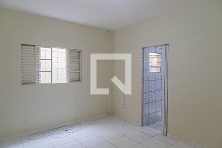 Sala de casa para alugar com 1 quarto, 50m² em Vila Bertioga, São Paulo