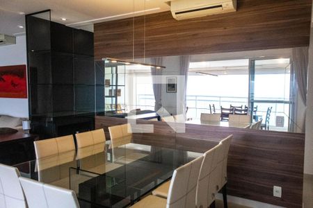 Sala de apartamento para alugar com 4 quartos, 160m² em Parque Enseada, Guarujá