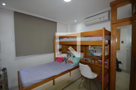 Vista do Quarto 1 de apartamento para alugar com 3 quartos, 74m² em Irajá, Rio de Janeiro