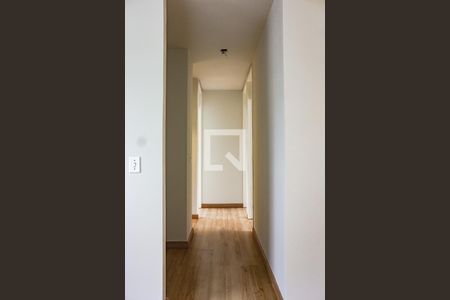 Corredor de apartamento à venda com 3 quartos, 55m² em Igara, Canoas